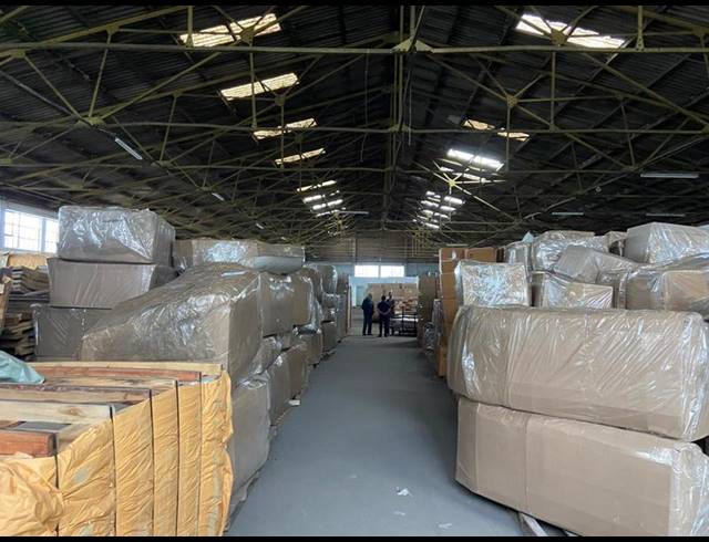 INDUSTRIAL PROPERTY TO RENT IN DEAL PARTY